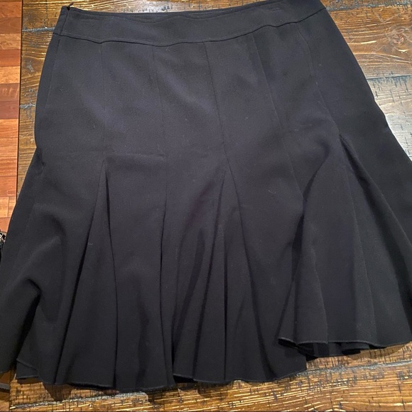 Tobias tulip skirt - Picture 2 of 8